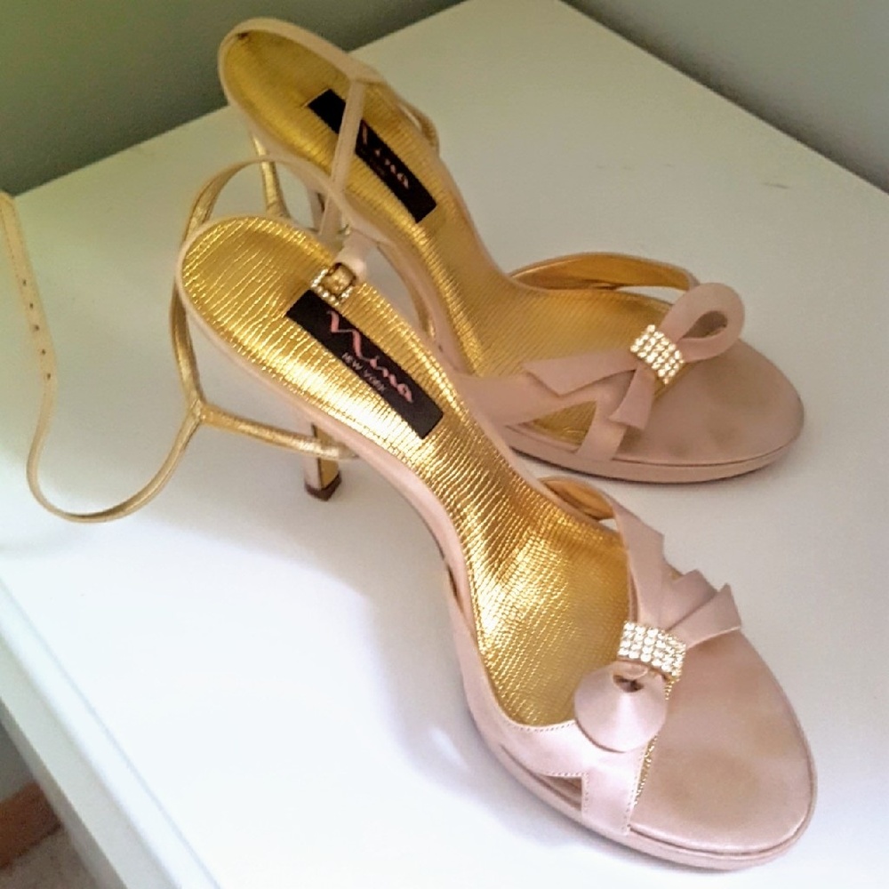 Nude Nina Bow Heels
